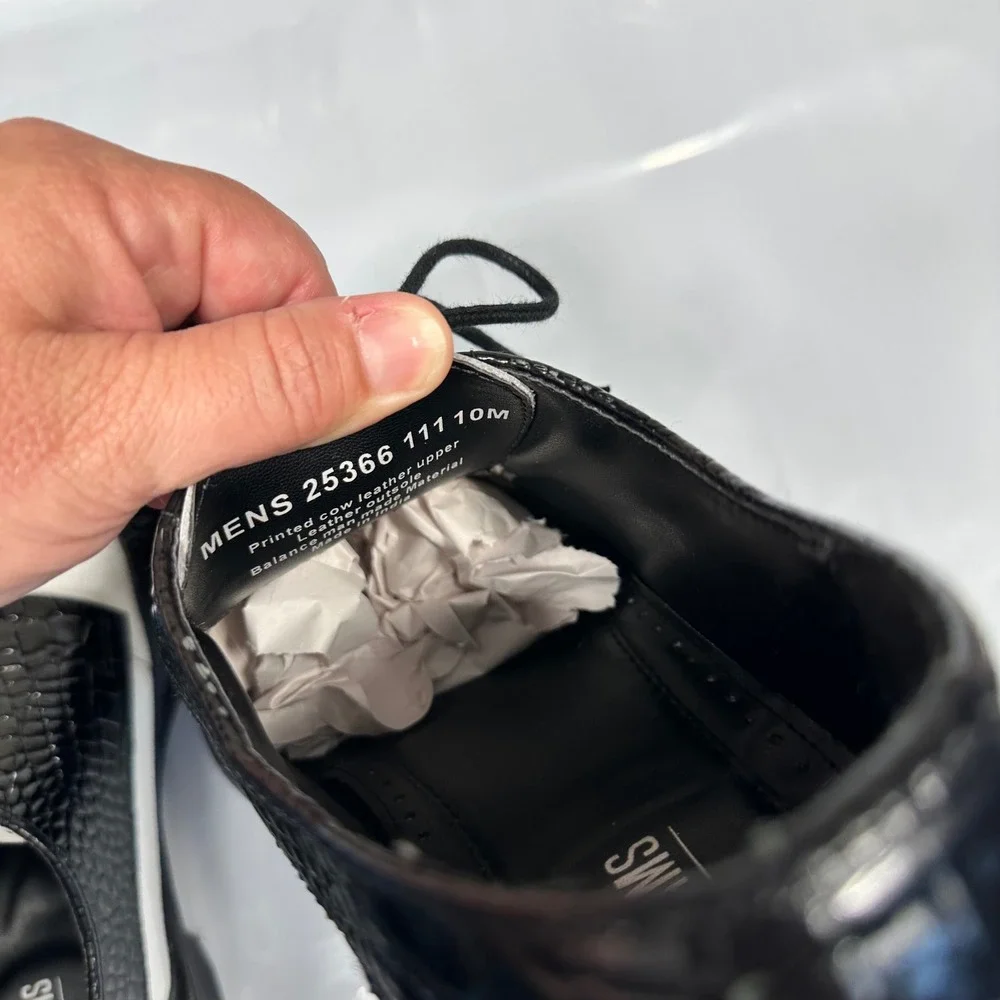 Merona lace up